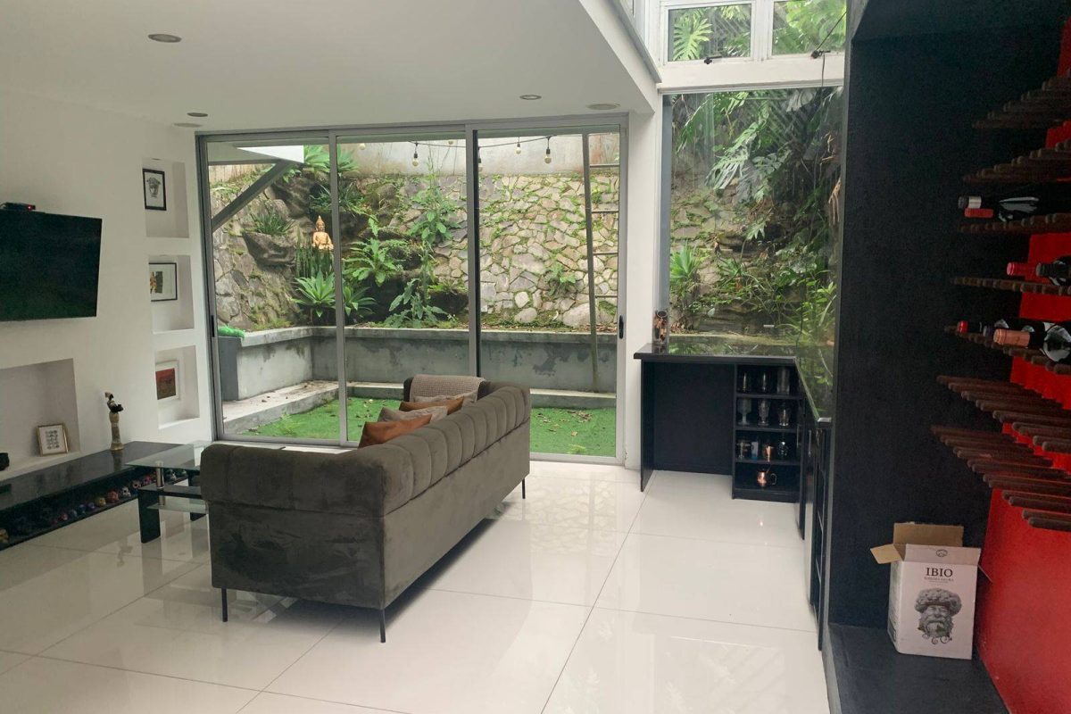 u1620-WhatsApp-Image-2025-10-02-at-9.16.02-PM-3