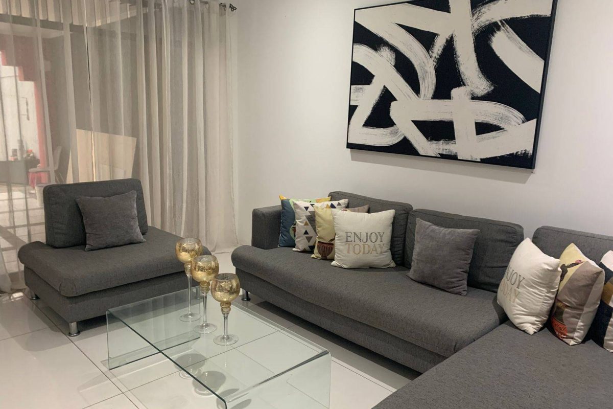 u1620-WhatsApp-Image-2025-10-02-at-9.16.02-PM