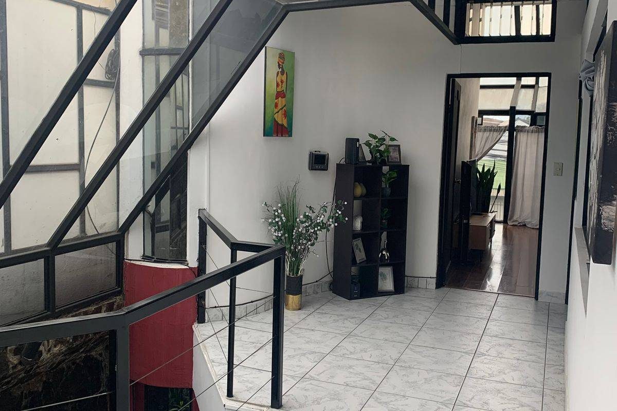 u1620-WhatsApp-Image-2025-10-02-at-9.16.09-PM-3