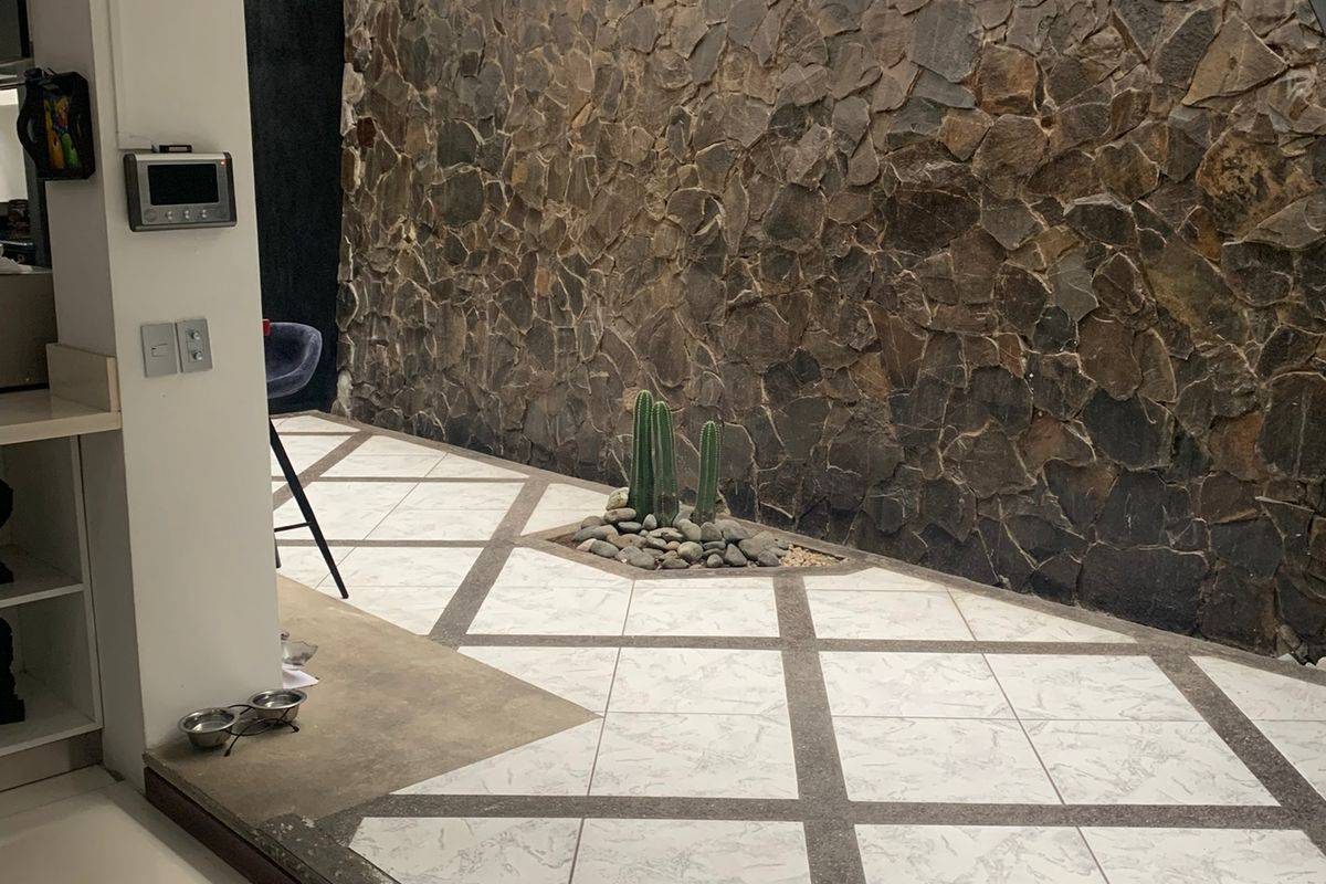 u1620-WhatsApp-Image-2025-10-02-at-9.16.09-PM