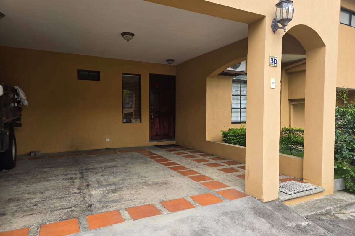 u984-WhatsApp-Image-2025-08-03-at-11.46.08-AM-4