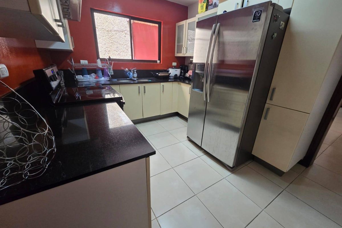 u984-WhatsApp-Image-2025-08-03-at-11.46.14-AM-3