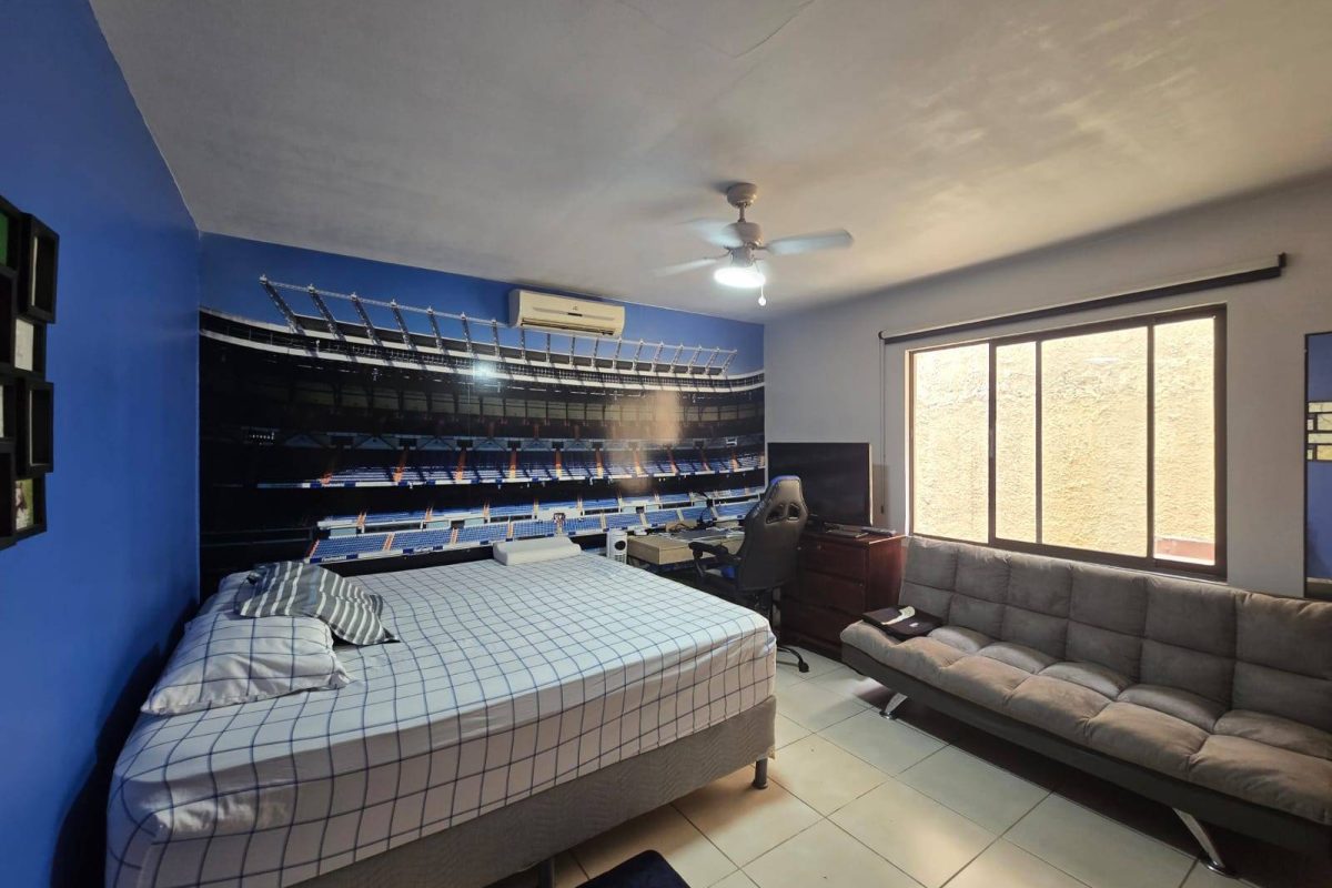 u984-WhatsApp-Image-2025-08-03-at-11.46.18-AM-5