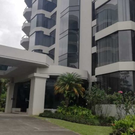 venta-apartamento-condominio-vistas-de-mayorca-bello-horizonte-escazu-premier-propiedades-2-1240x720-1