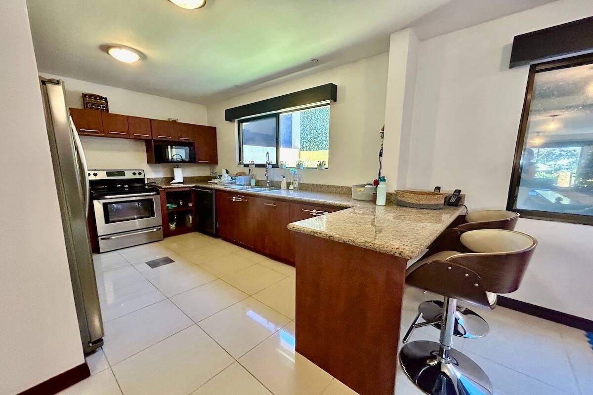 venta-vende-casa-condominio-jardin-pinares-curridabat-monica-lopez-keller-williams45