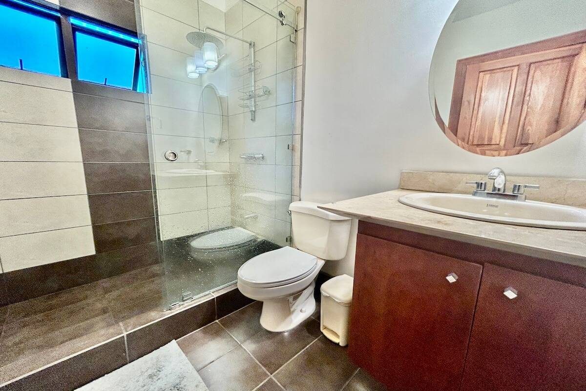 venta-vende-casa-condominio-jardin-pinares-curridabat-monica-lopez-keller-williams92